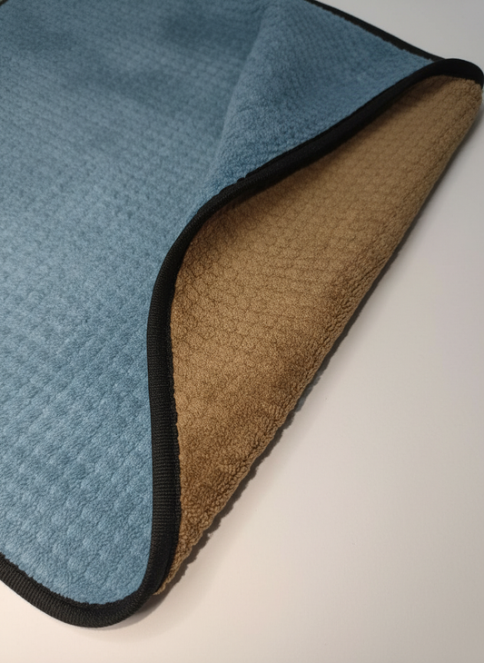 MakerX Waffle™ 550 GSM Microfiber Car Towels – 40×40 cm (Pack of 2)